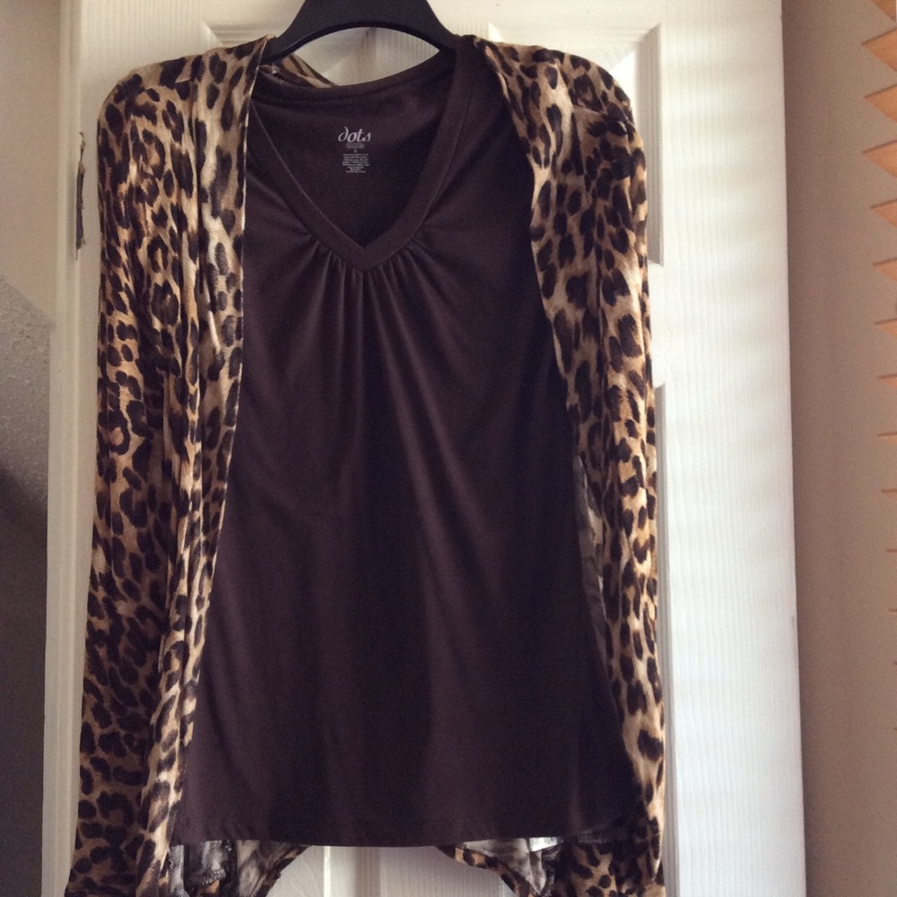 Two-piece top and throw over